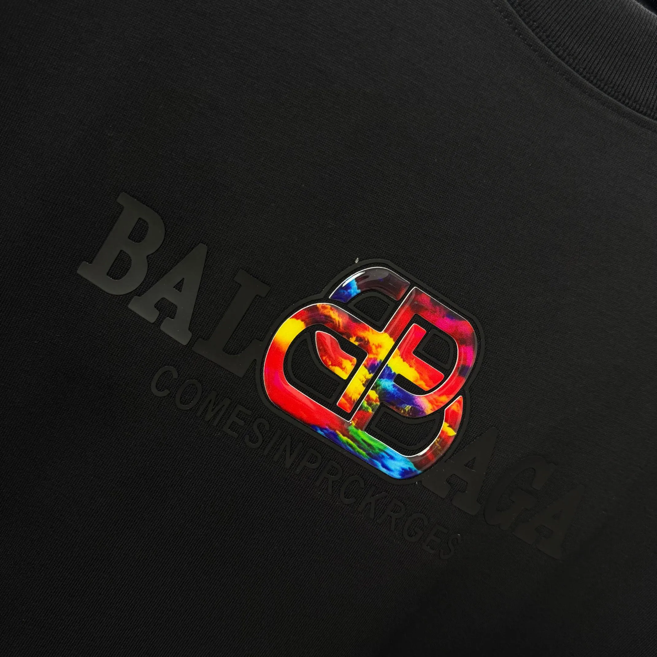 # Balenciaga* * 2026 New Arrival t Classic Same Style ：Black White Green Purple Size： S （90-130 ） M （120-150 ） L （140-165 ） XL （160-180 ） XXL （180-210 ）